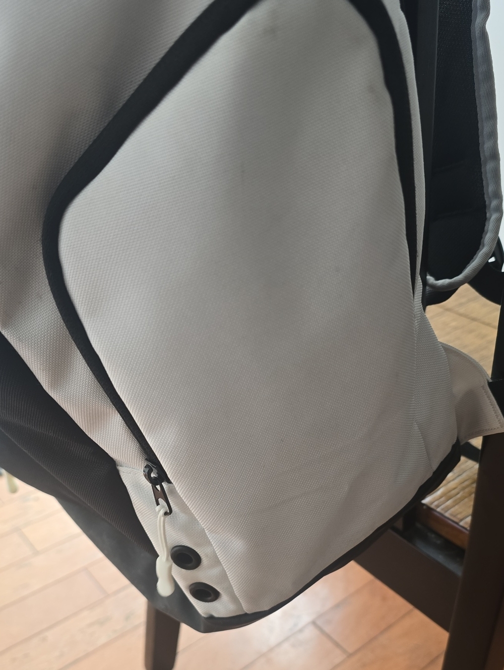 Nike Elite  Men's White & Black Backpack with Gold Accents - Picture 6 of 14